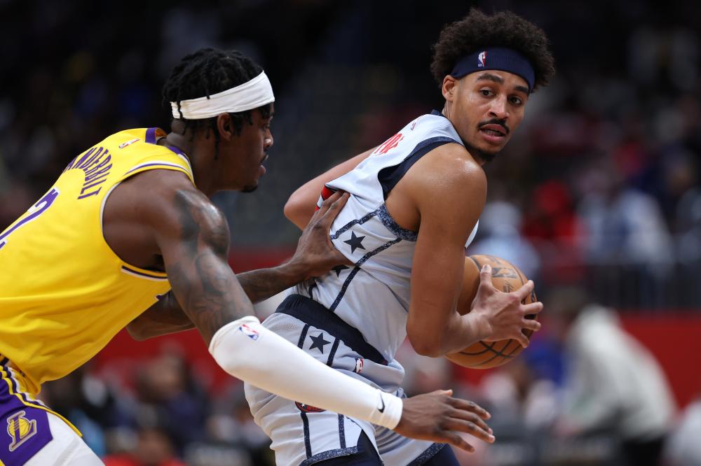 它的表现稳 它的表现稳