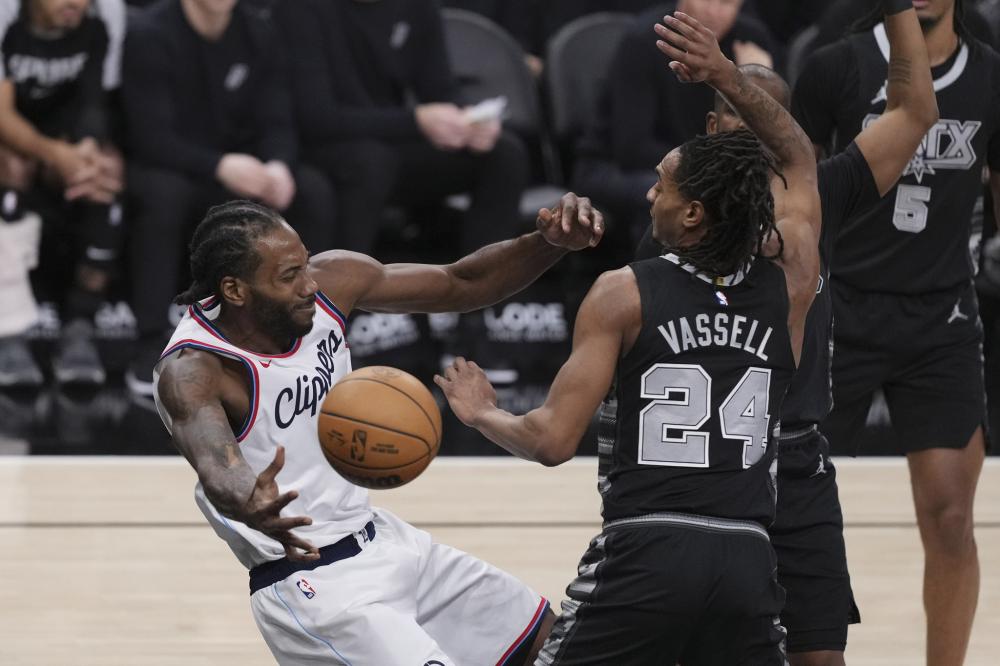 他们不仅是 他们不仅是