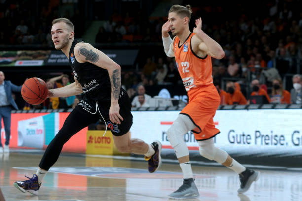 女性体育与 女性体育与